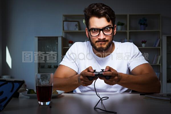 兵临城下之决战要塞